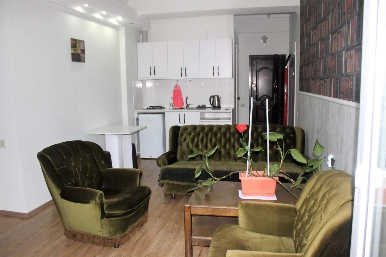 Гостевой дом Tbilisi Apartments Bukia Square Тбилиси-13