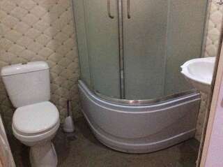 Гостевой дом Tbilisi Apartments Bukia Square Тбилиси Люкс с кроватью размера «king-size» и балконом-6