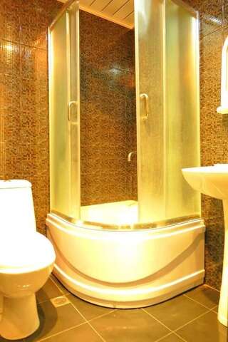 Гостевой дом Tbilisi Apartments Bukia Square Тбилиси Двухместный номер с 1 кроватью-20